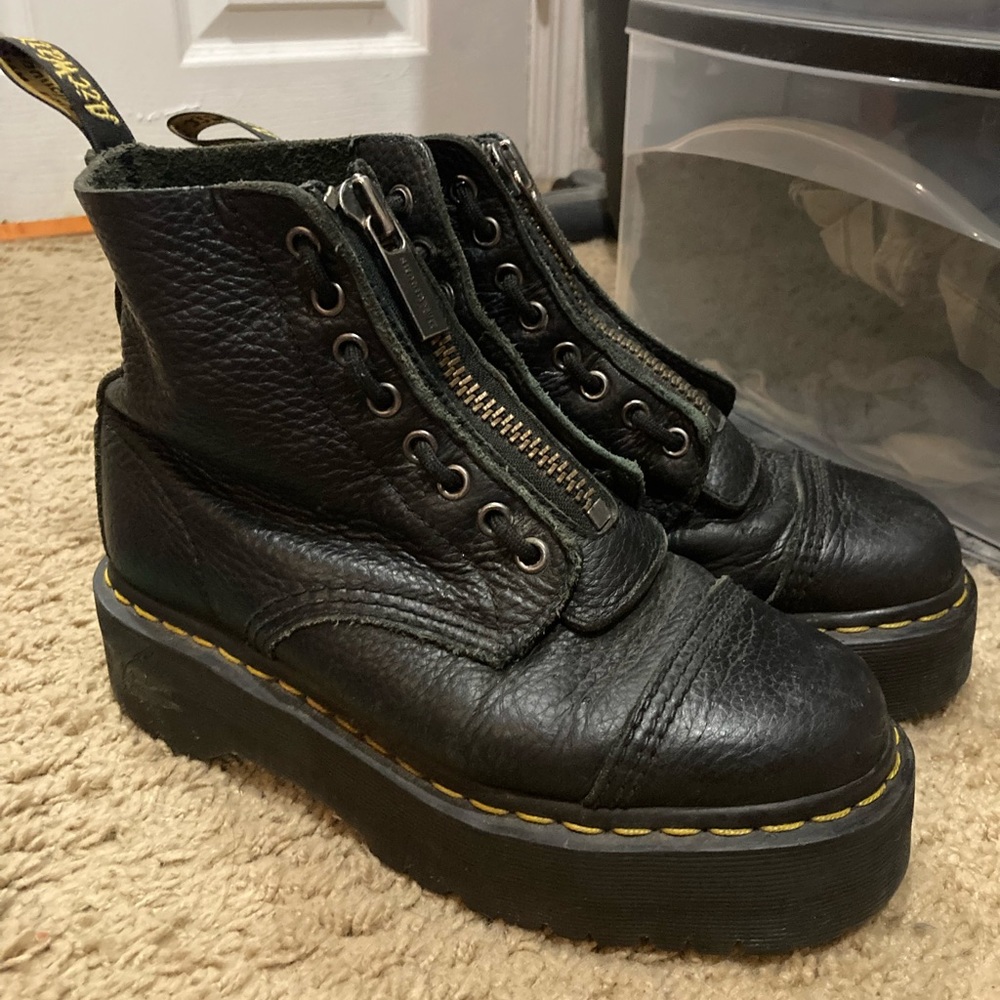 Dr Martens black Napa leather platform Sinclair lace up zipper boots size